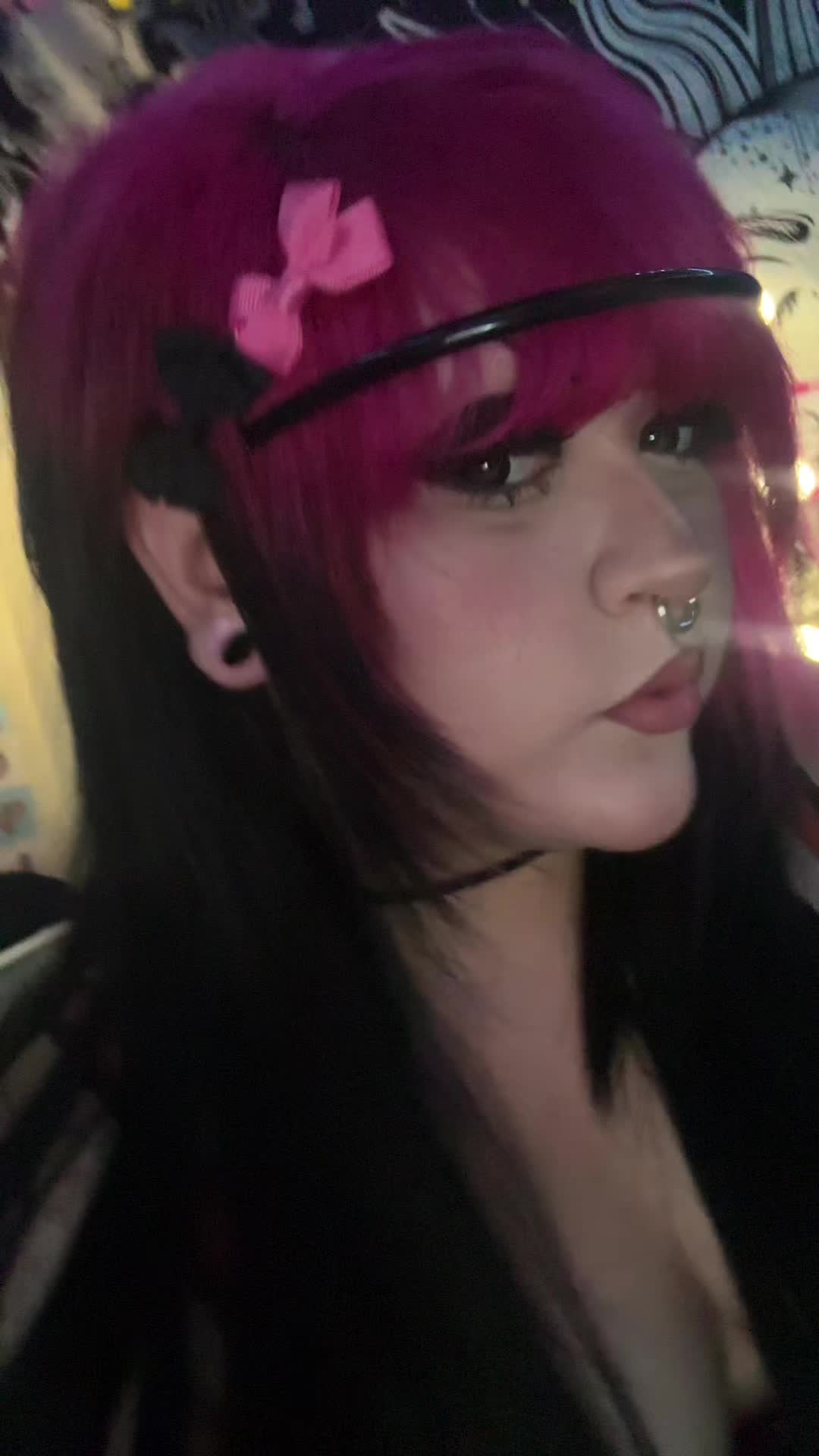 @herheadfelloff