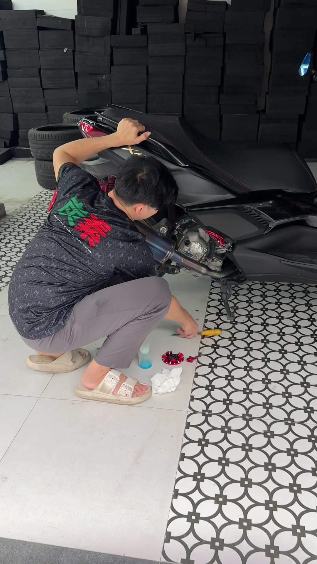 @เอ็มธนูทอง