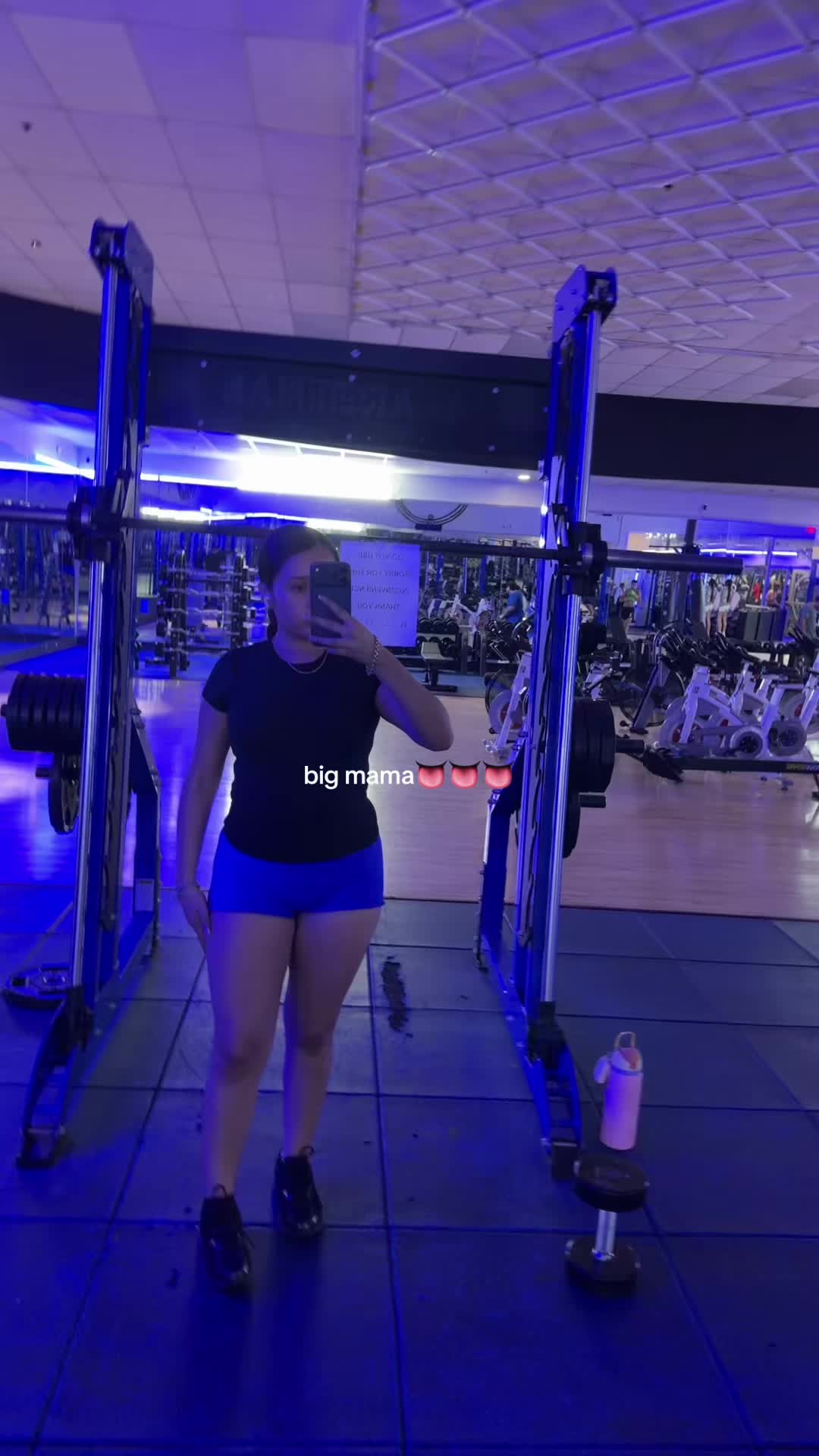 @bella