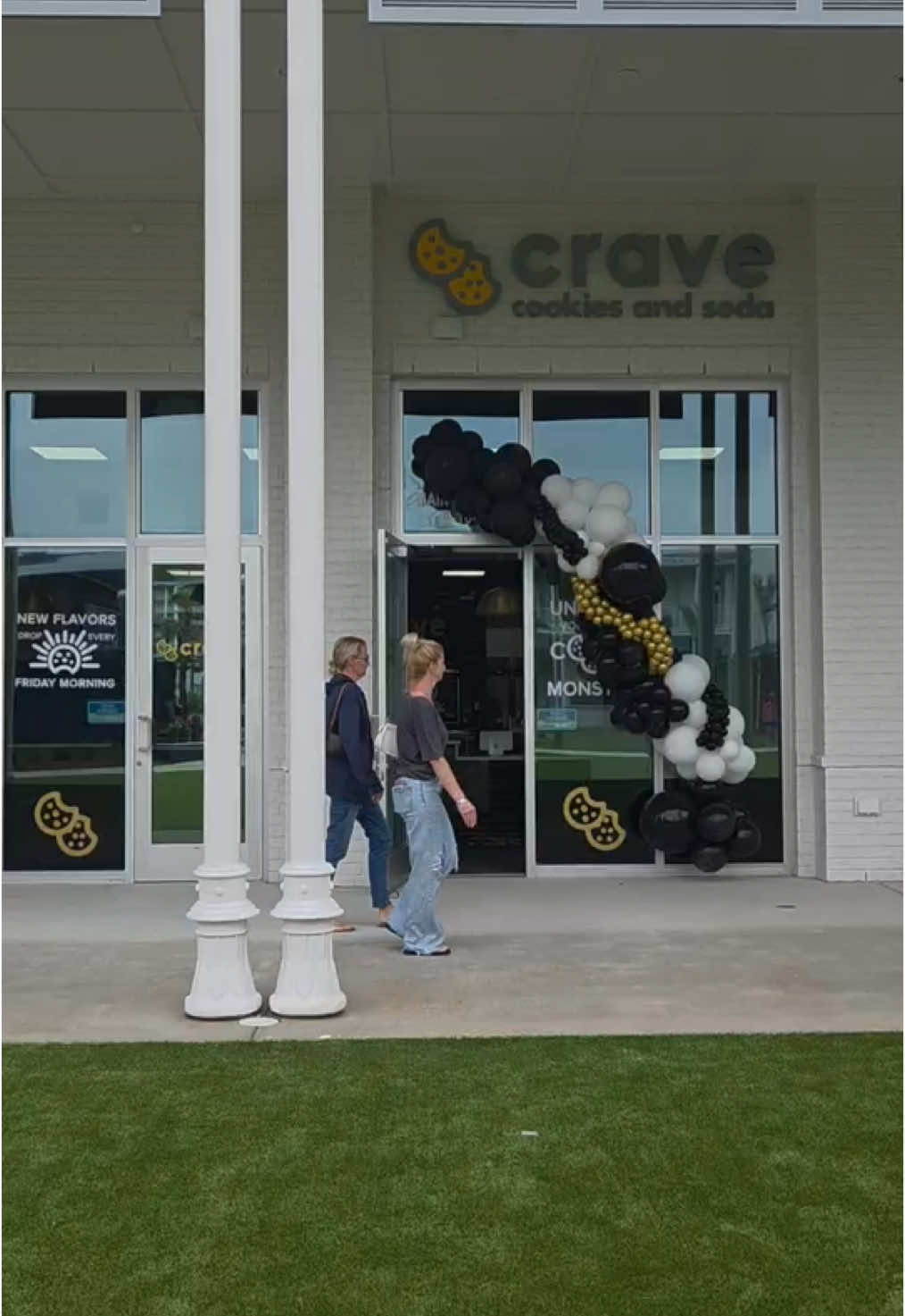 @CraveCookiesOB