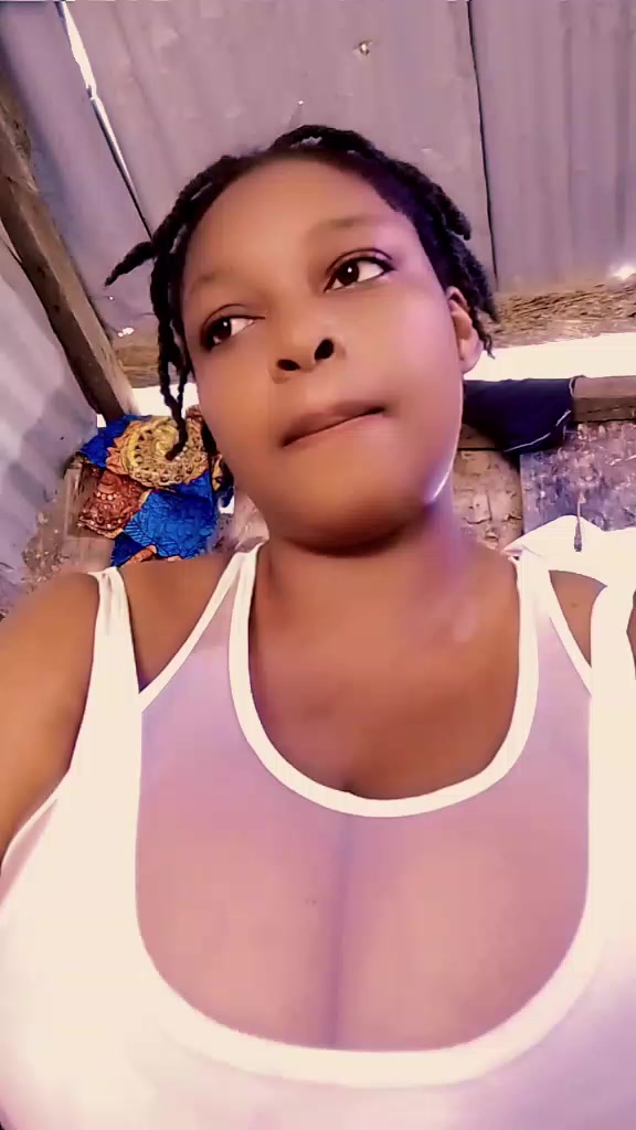 @busty baddie 🥰💃