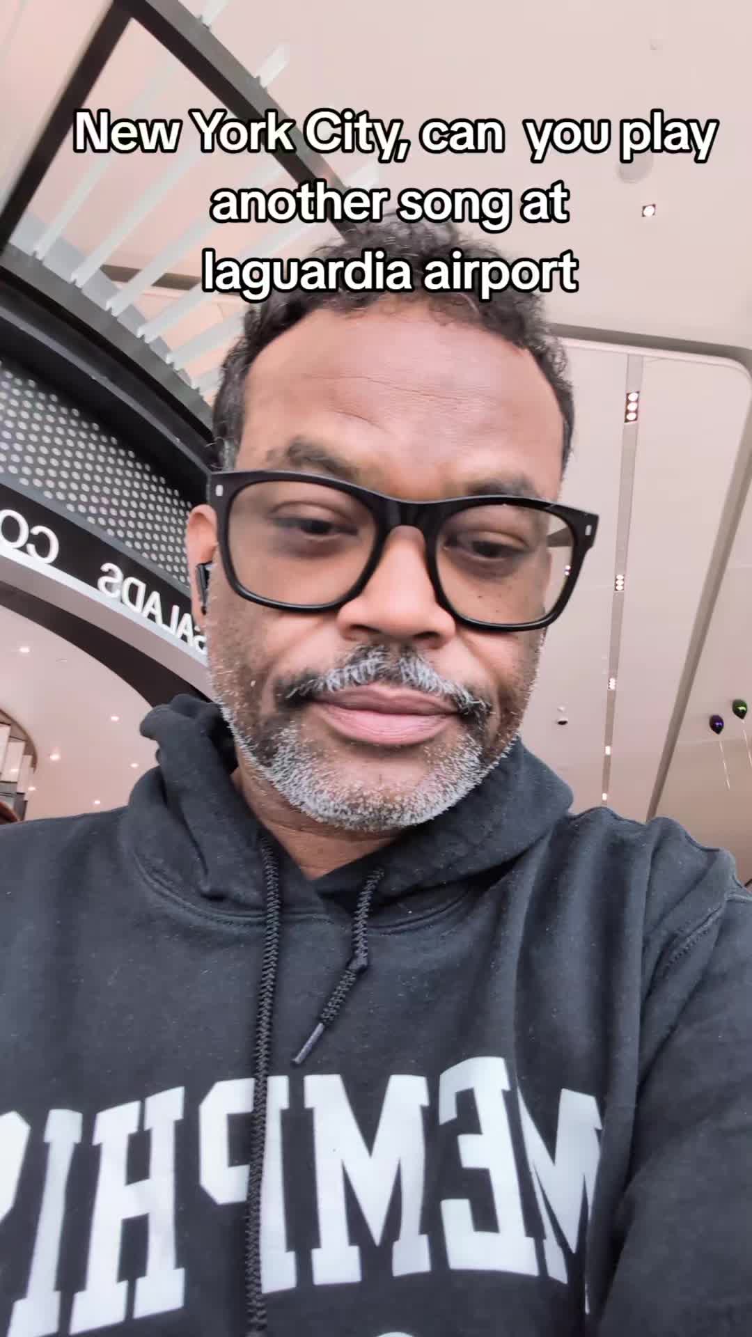 @Jowahorncomedy