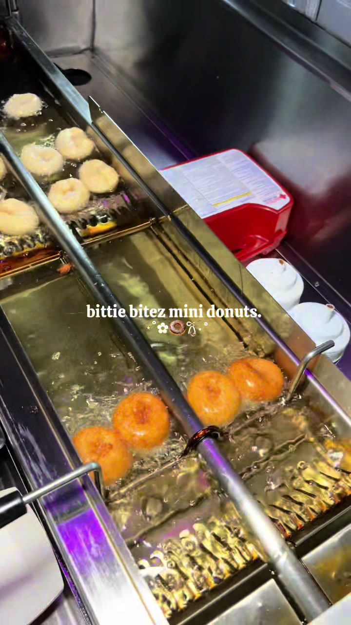 @BittieBitez Mini-Donuts