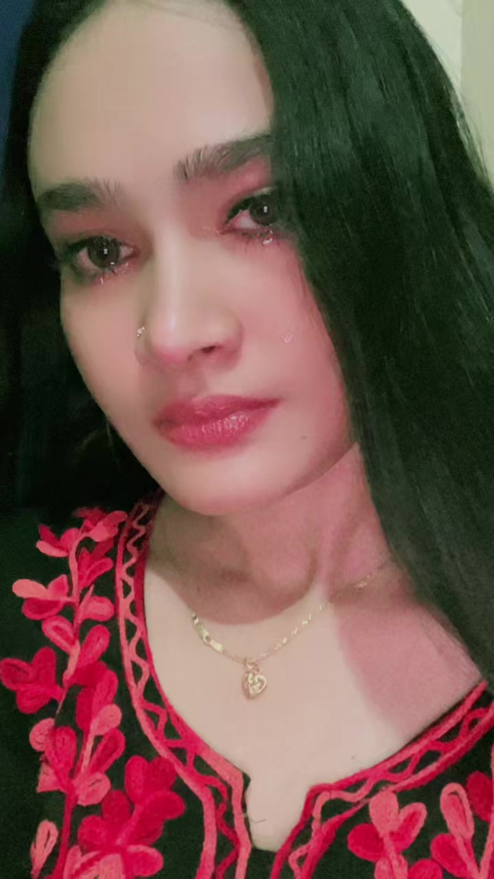 @𝙍༻𝙈𝒐𝒏𝒊...