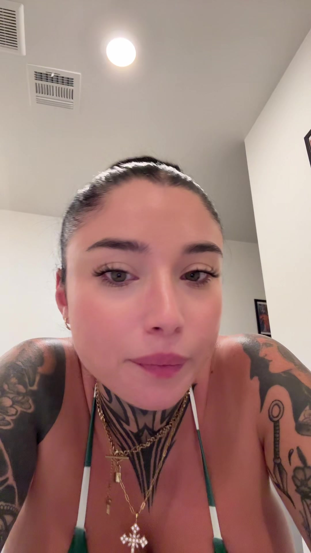 @Andeemind