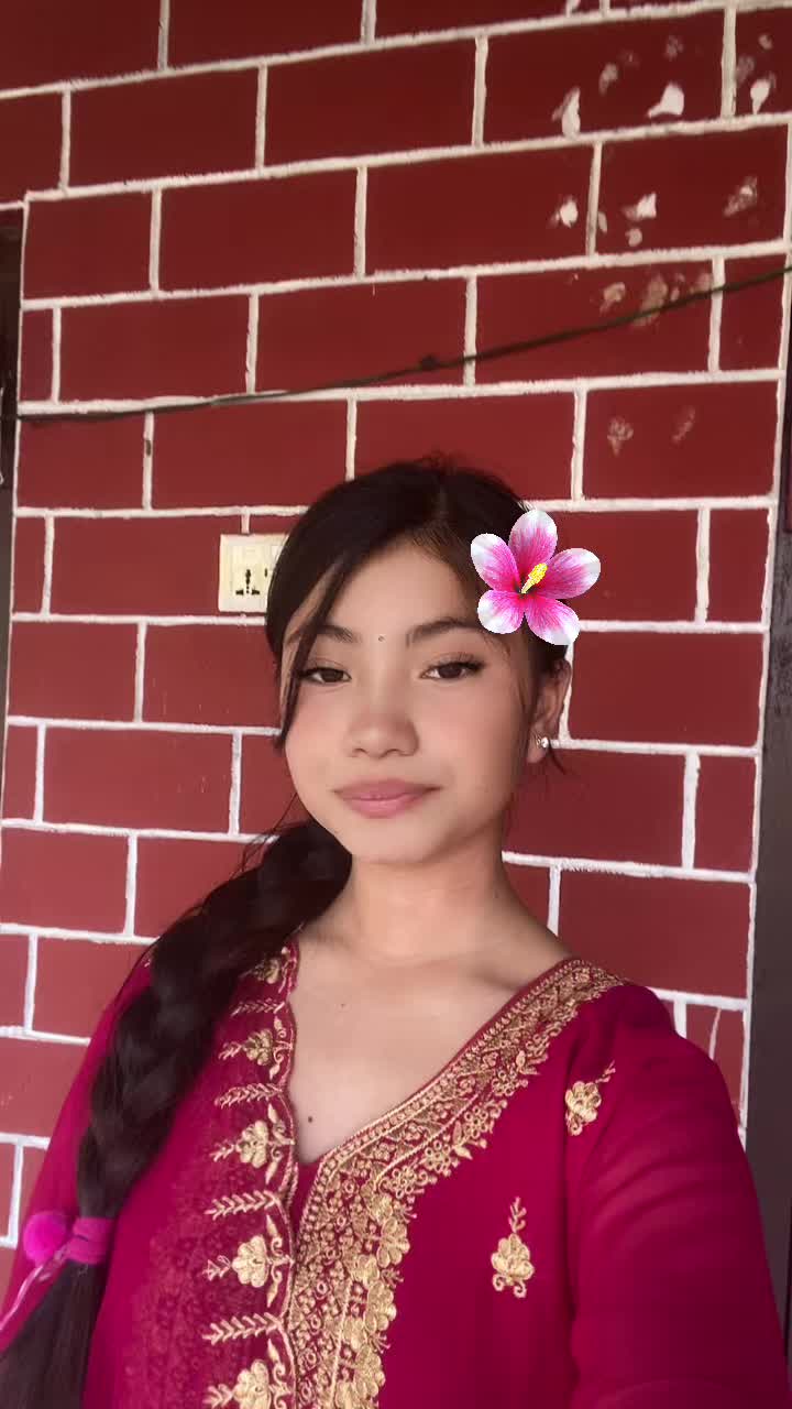 @Gurungni honi feri🩷❤️