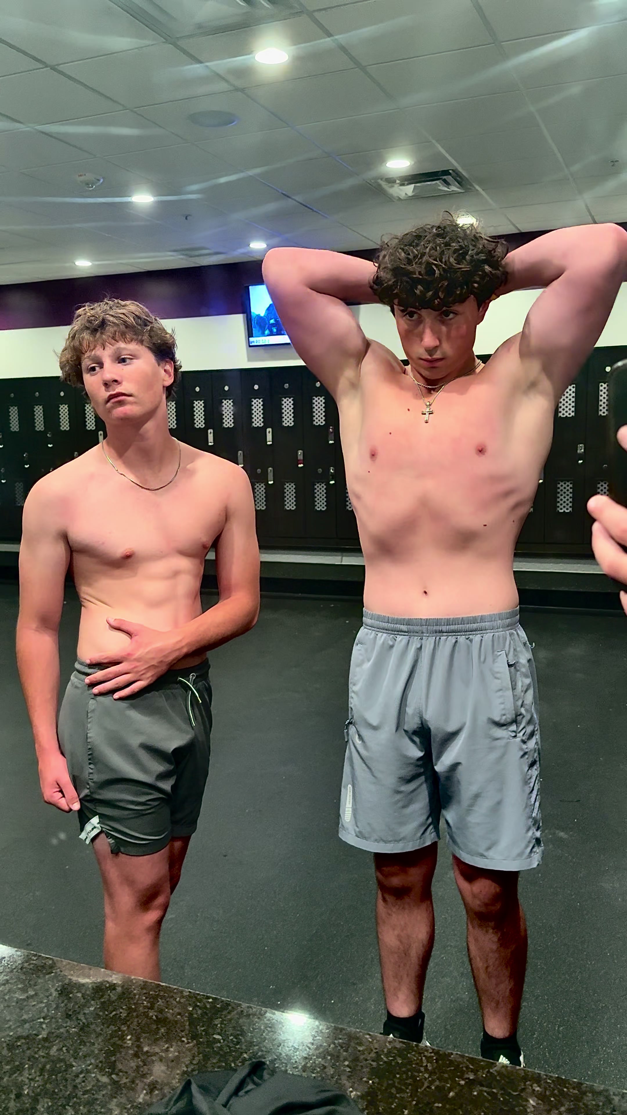 @Aidenlifts
