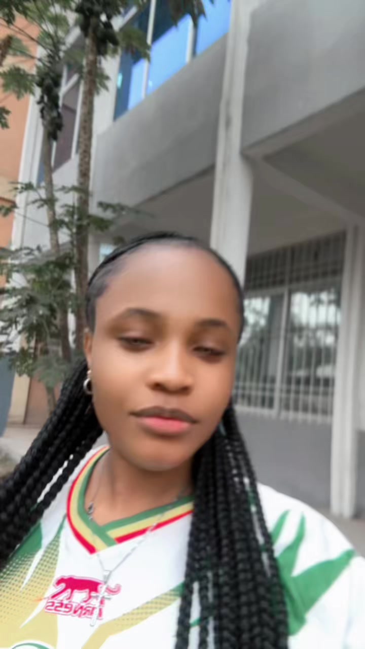 @Exaucia Lukau🧜♀️🌚🕊️💋