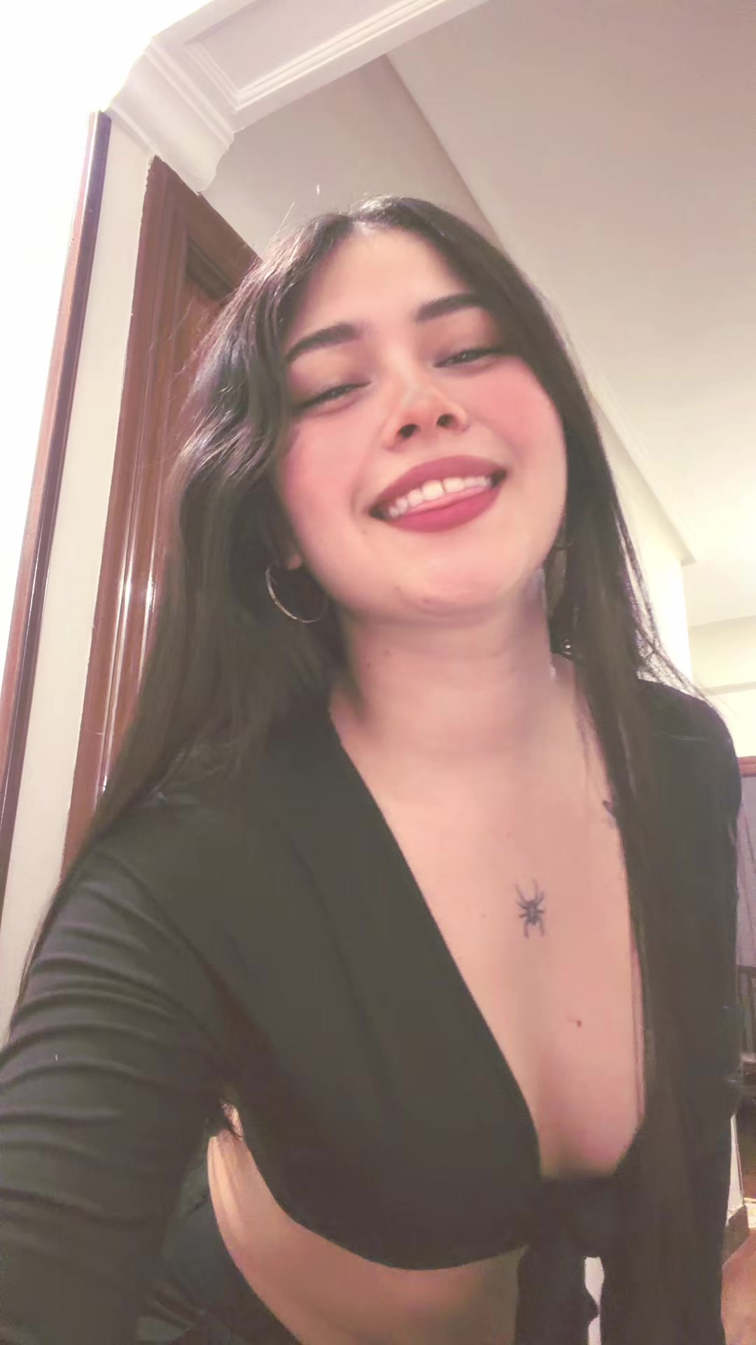 @Nay🦋