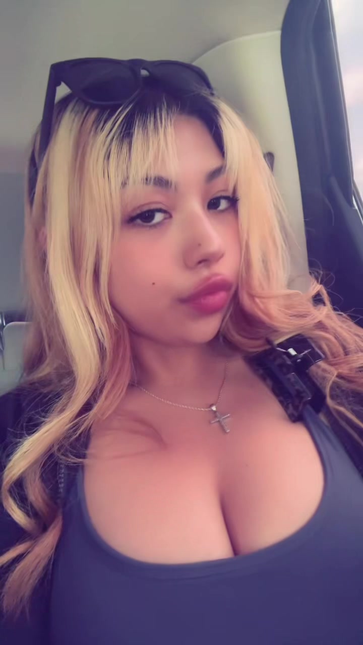 @🐰