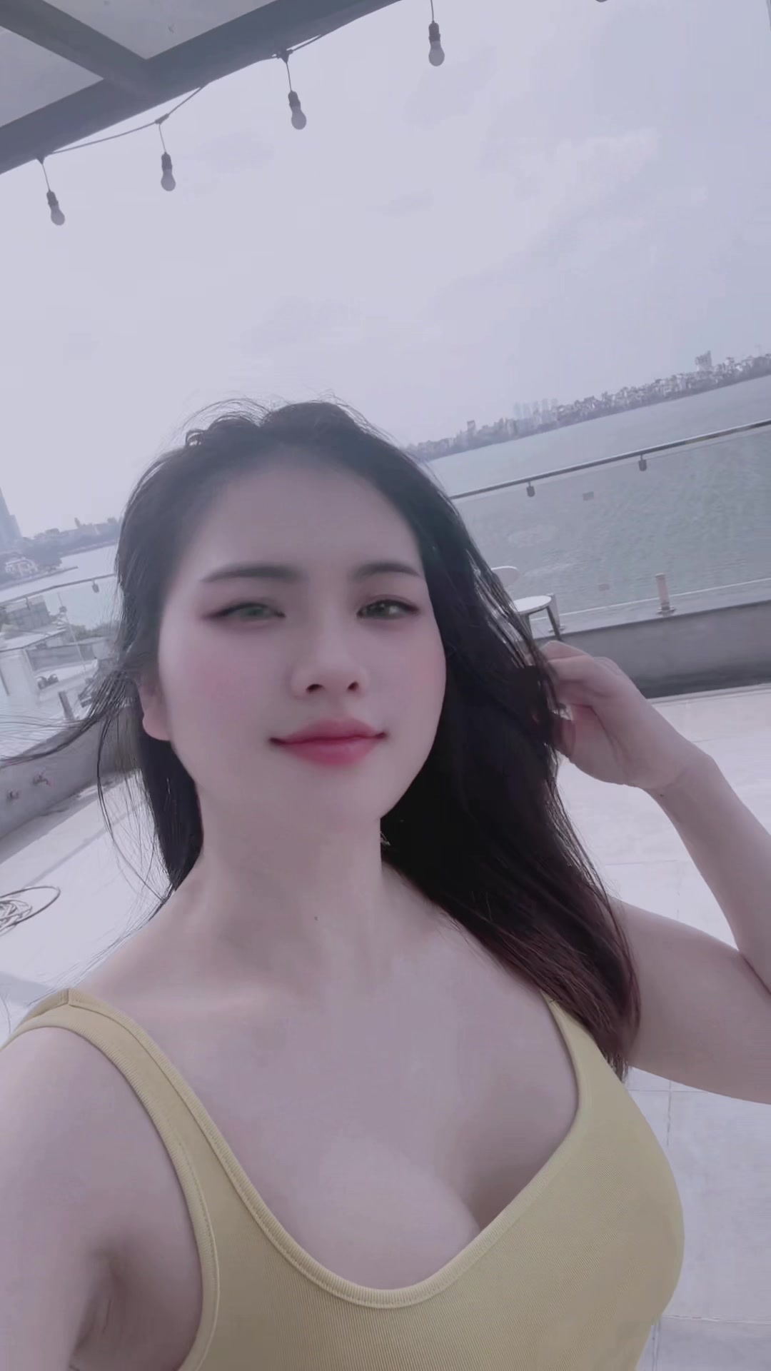 @Nganxinh. Hoa Ngoc Lan