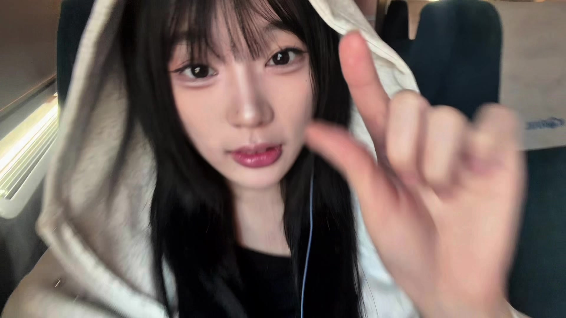 @정윤경
