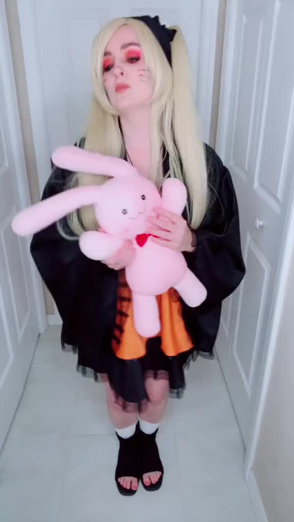 @Lilkirakitty