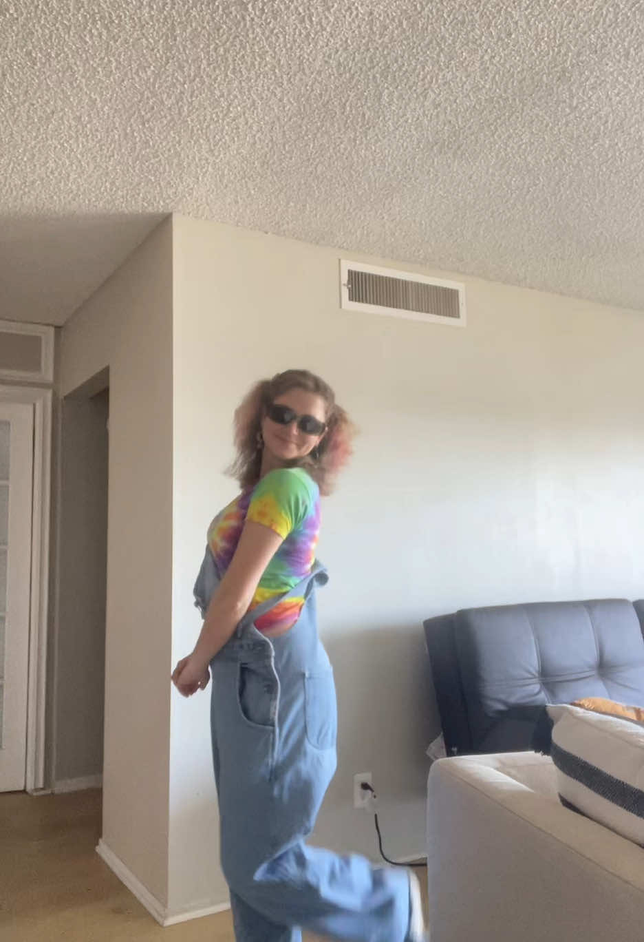 @alexlikesskiing