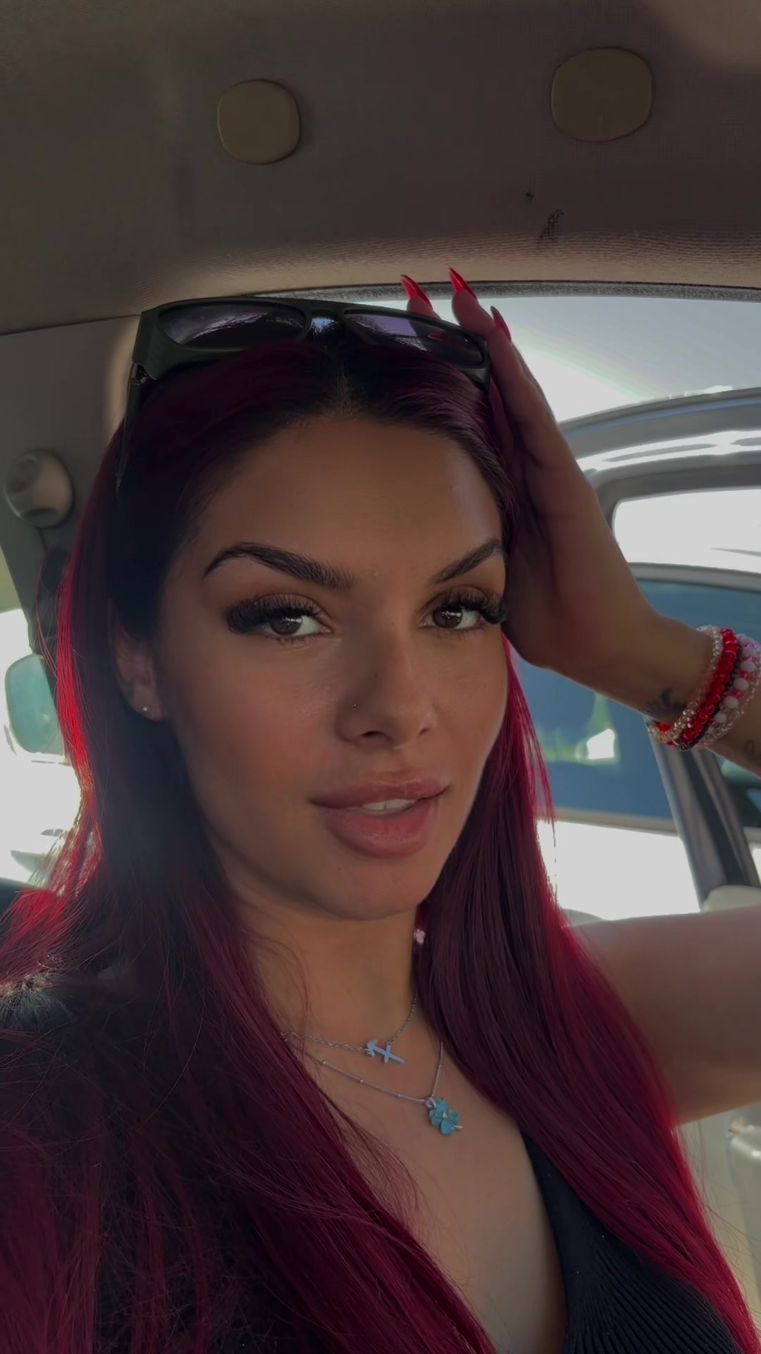 @_____mmoonnaa_____