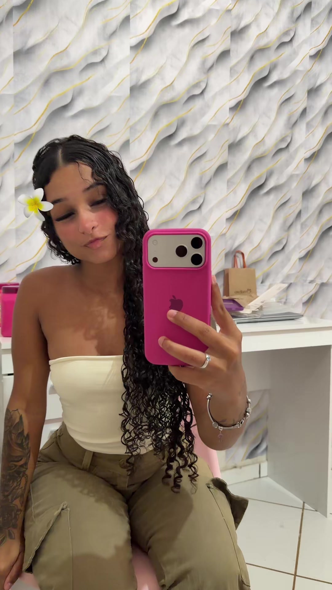 @00_laylinhaa