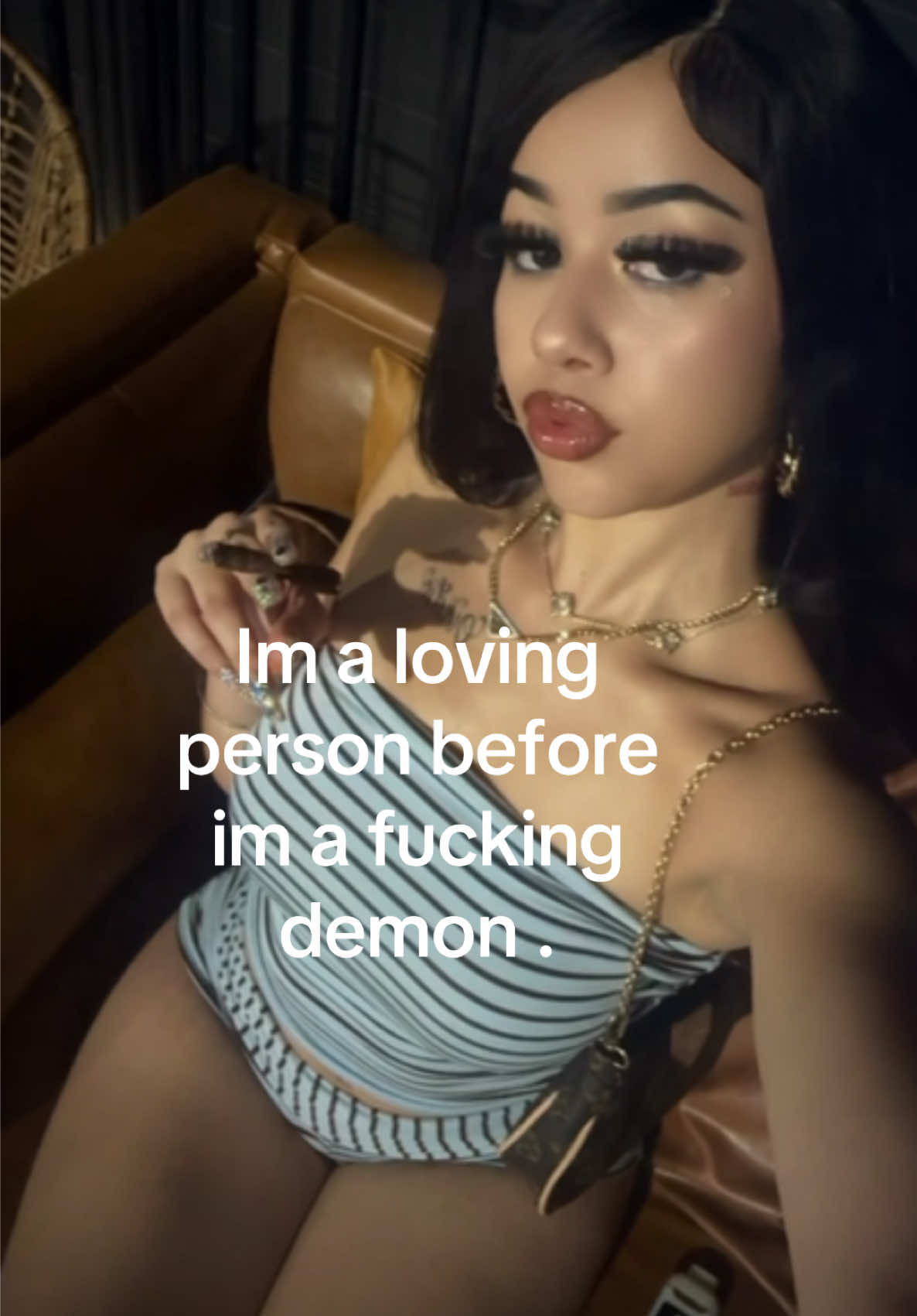 @♛