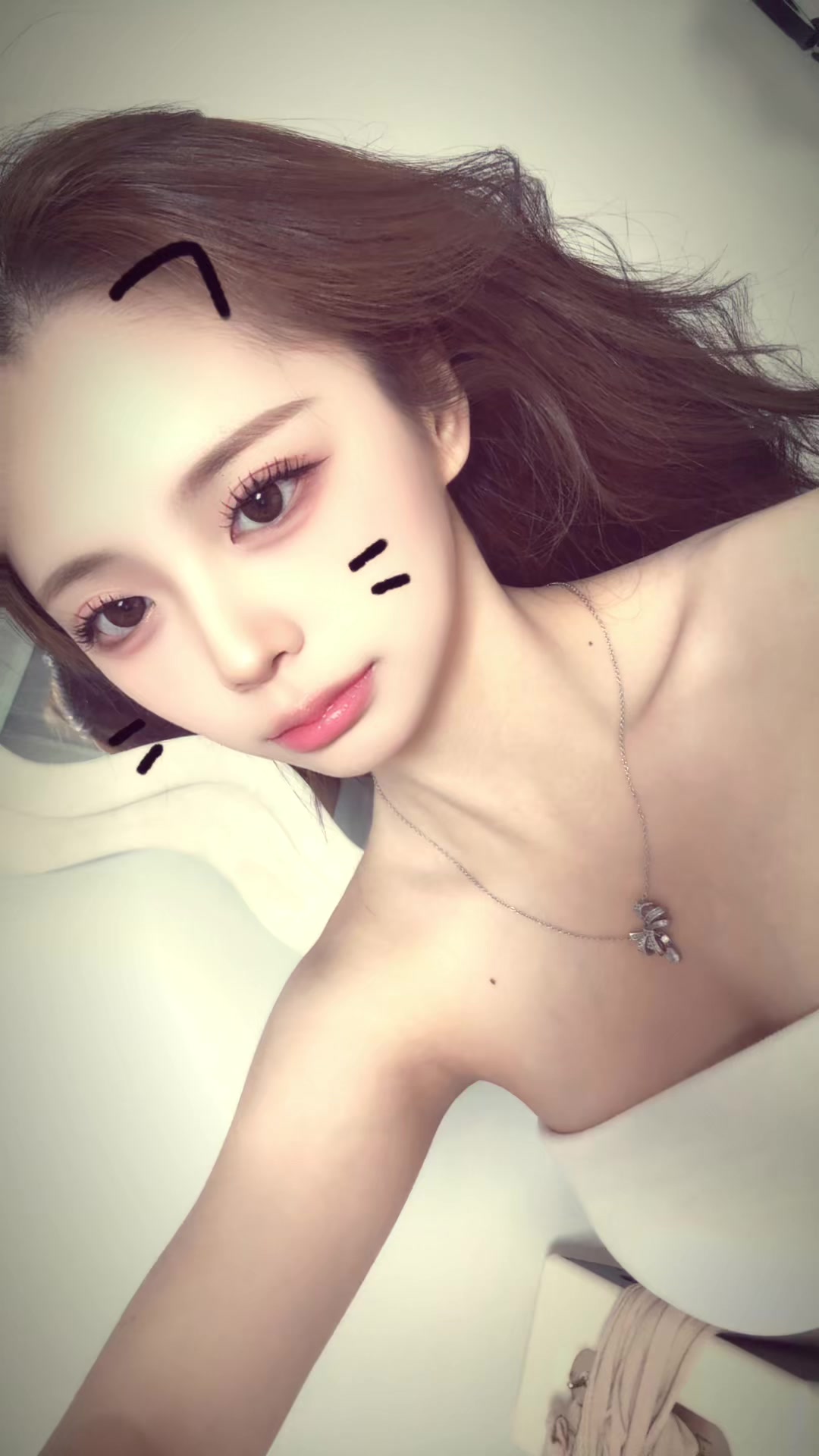 @vuv_lly