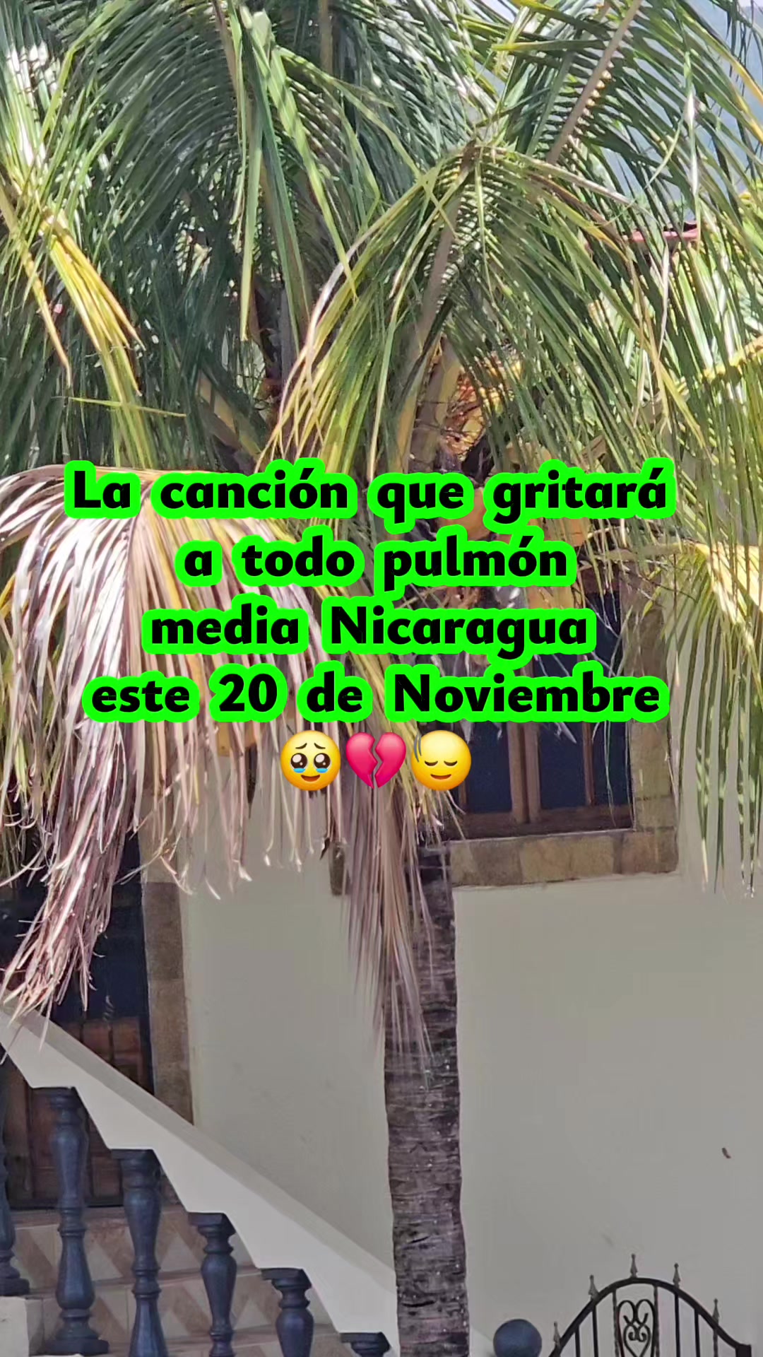 @🎀👑  Q&hearts;U&hearts;E&hearts;E&hearts;N  👑🎀