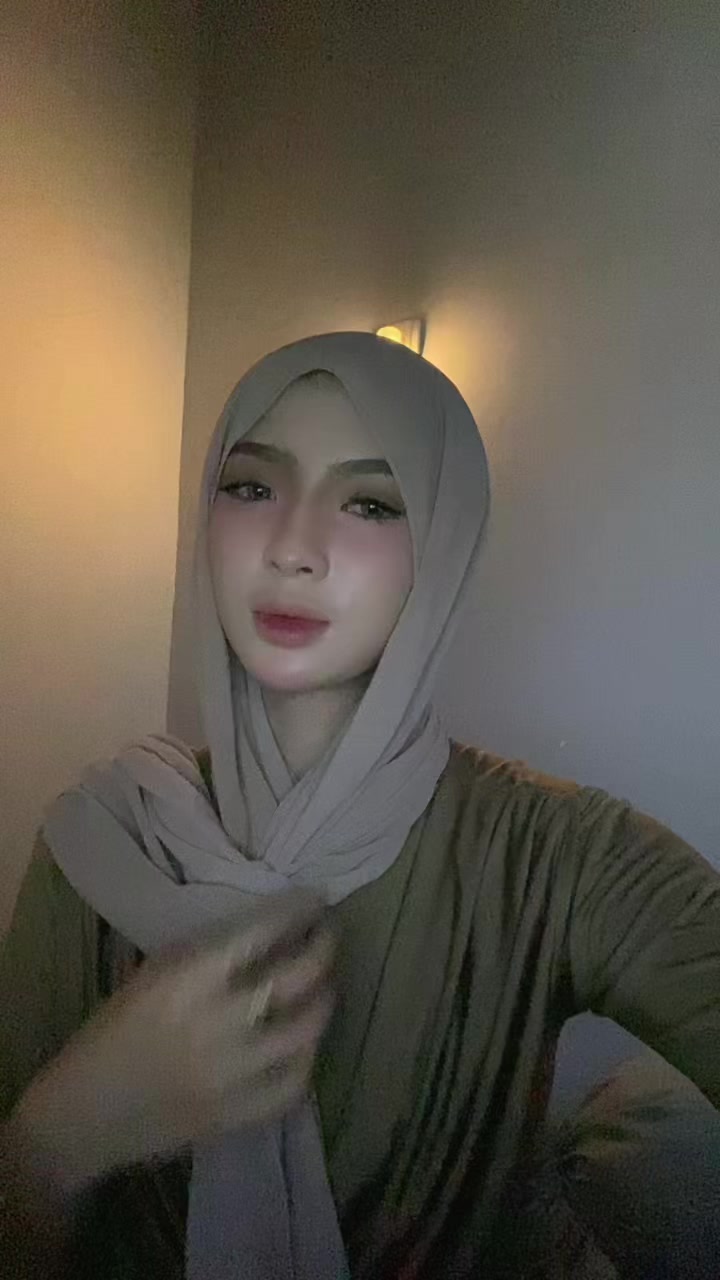 @نبيلة