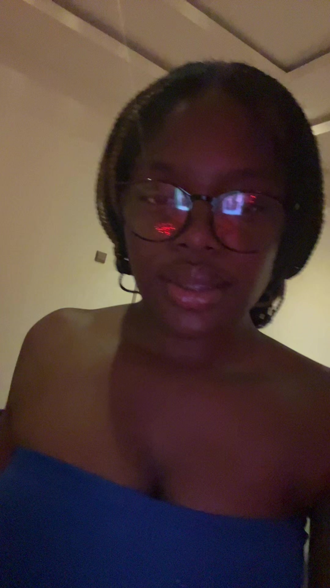 @𝑀𝒶𝓃𝓃𝒾𝑒