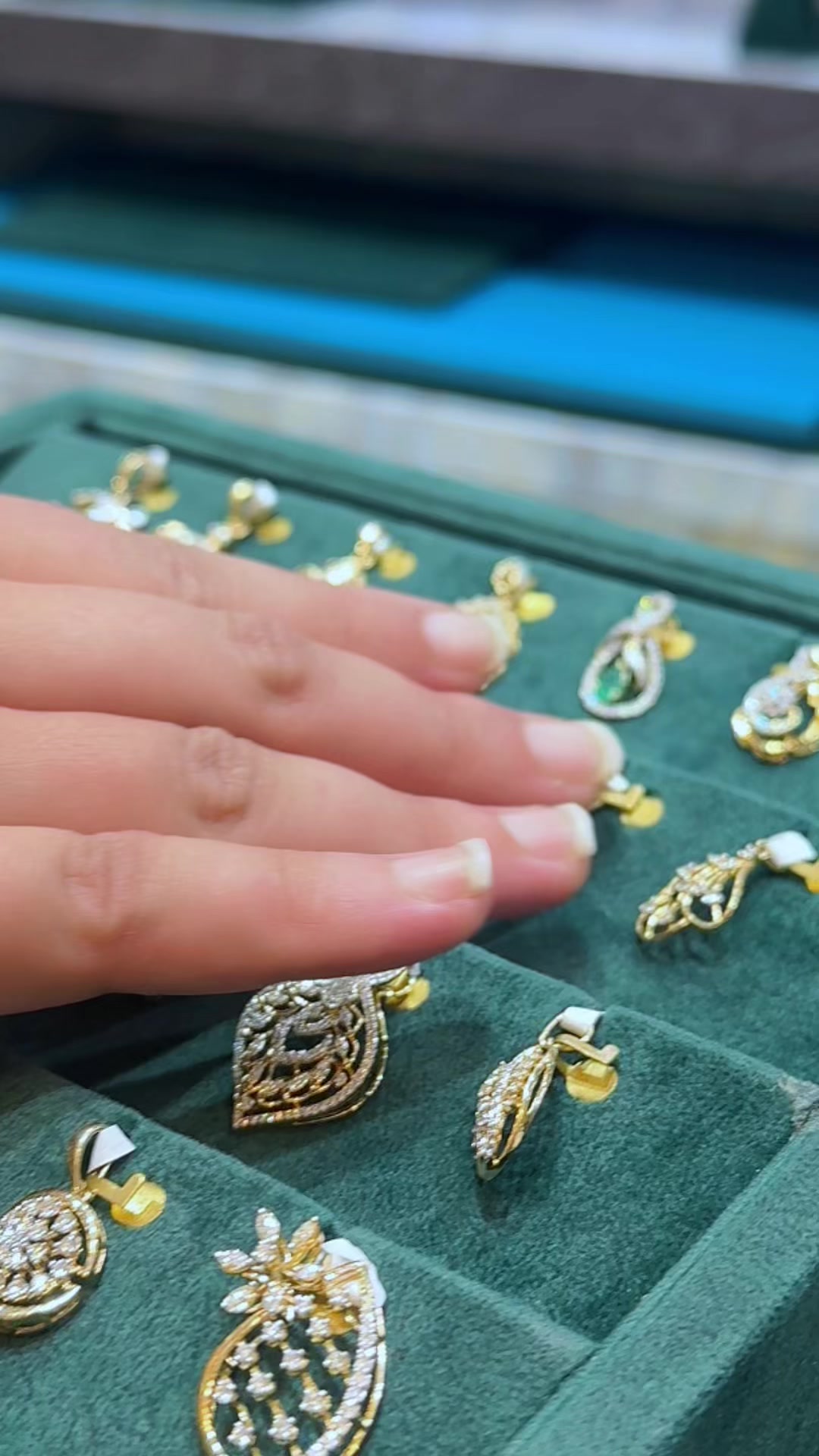 @Sazuna Jewellers Diamond