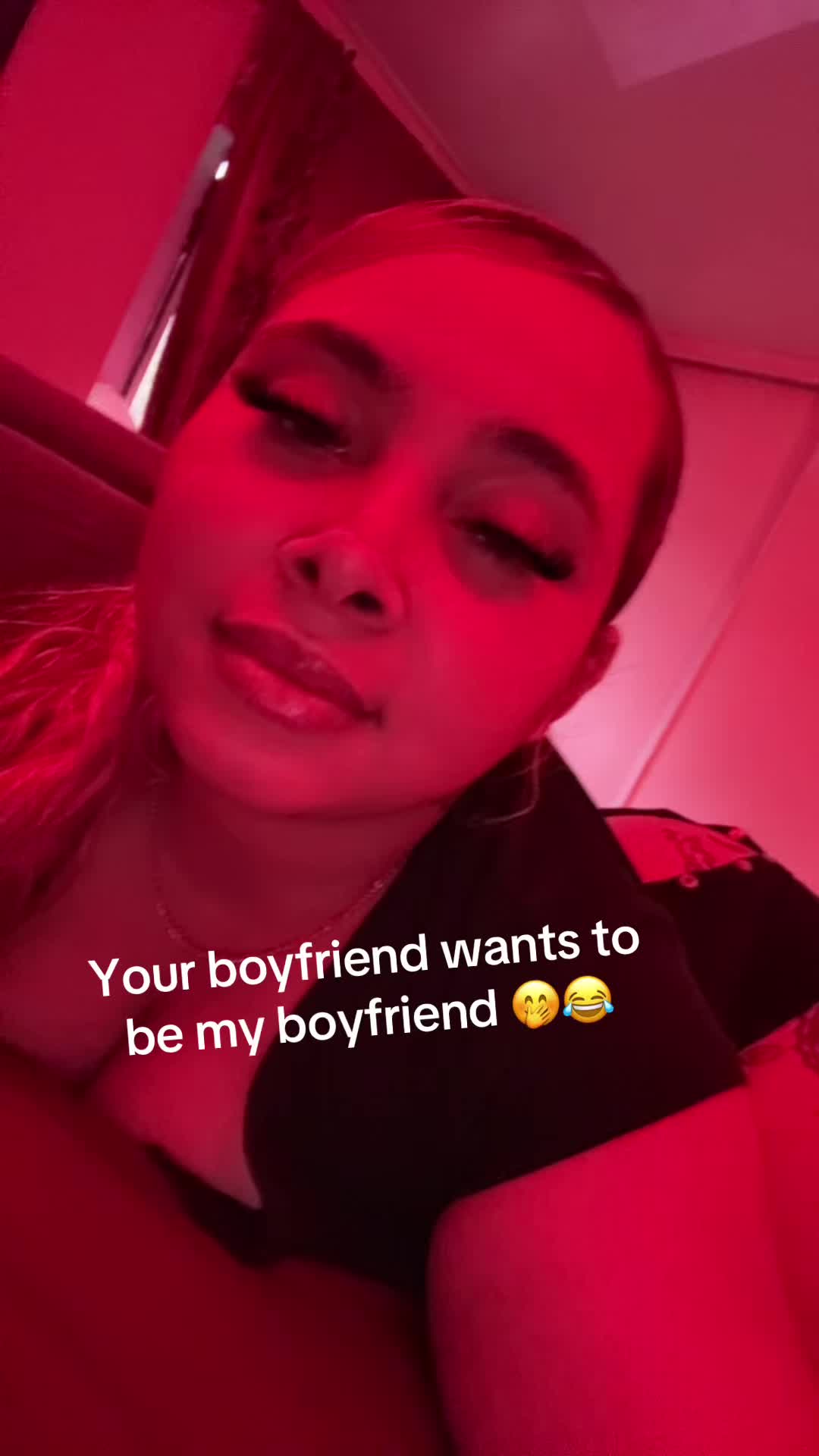 @Neeneecruz