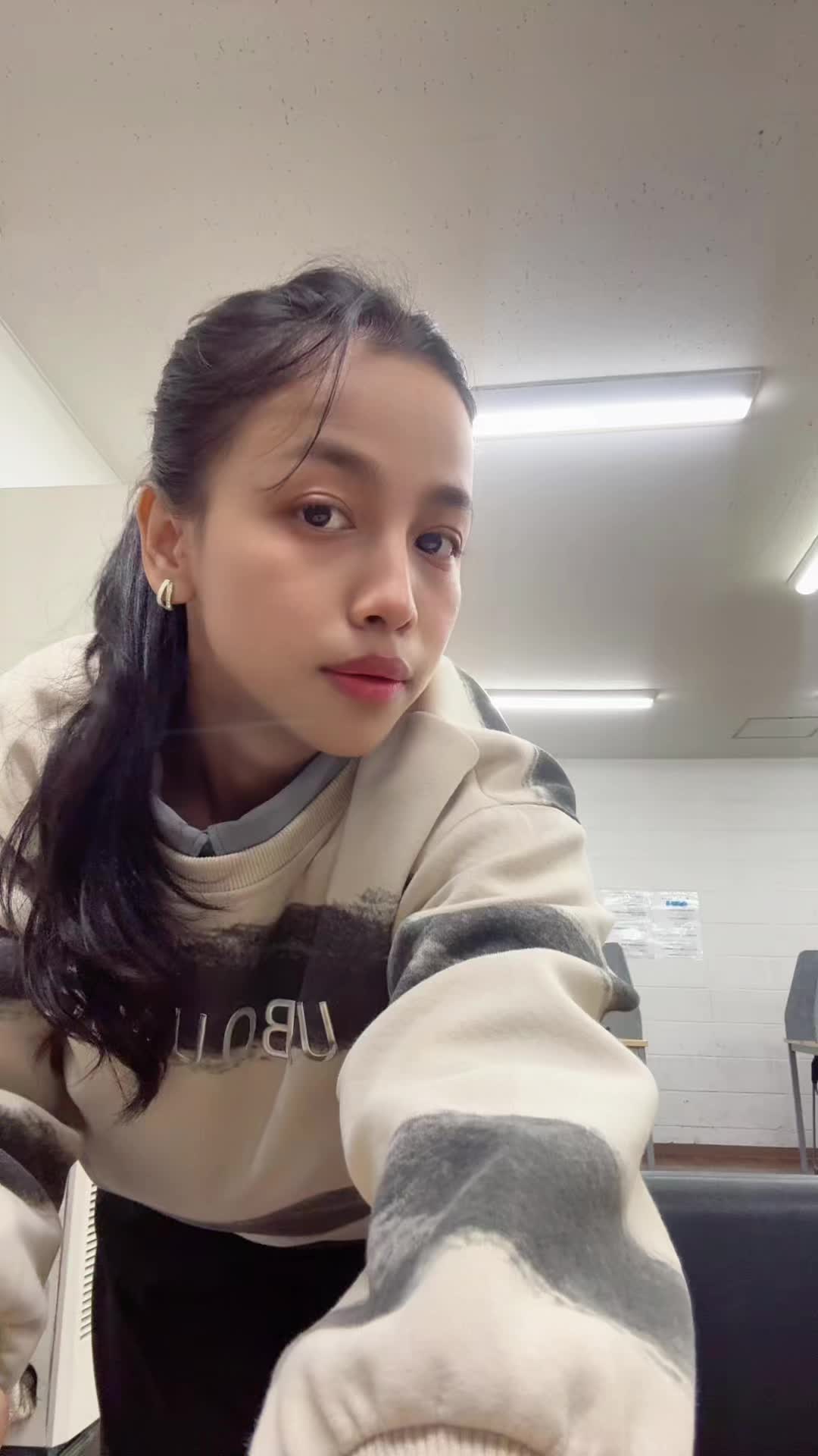 @Bomᥫ᭡.