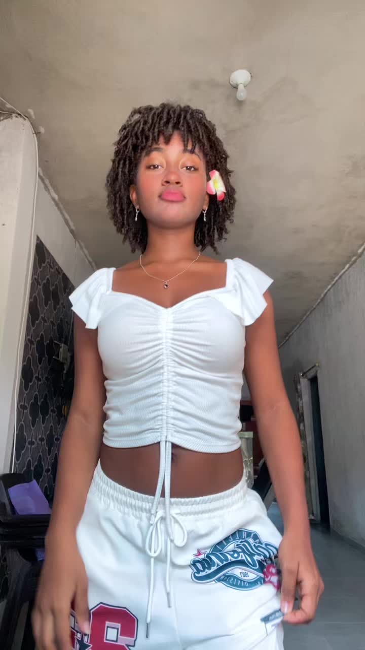 @sandrith21_