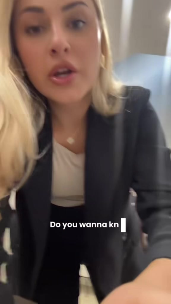 @THAT Corporate Girl
