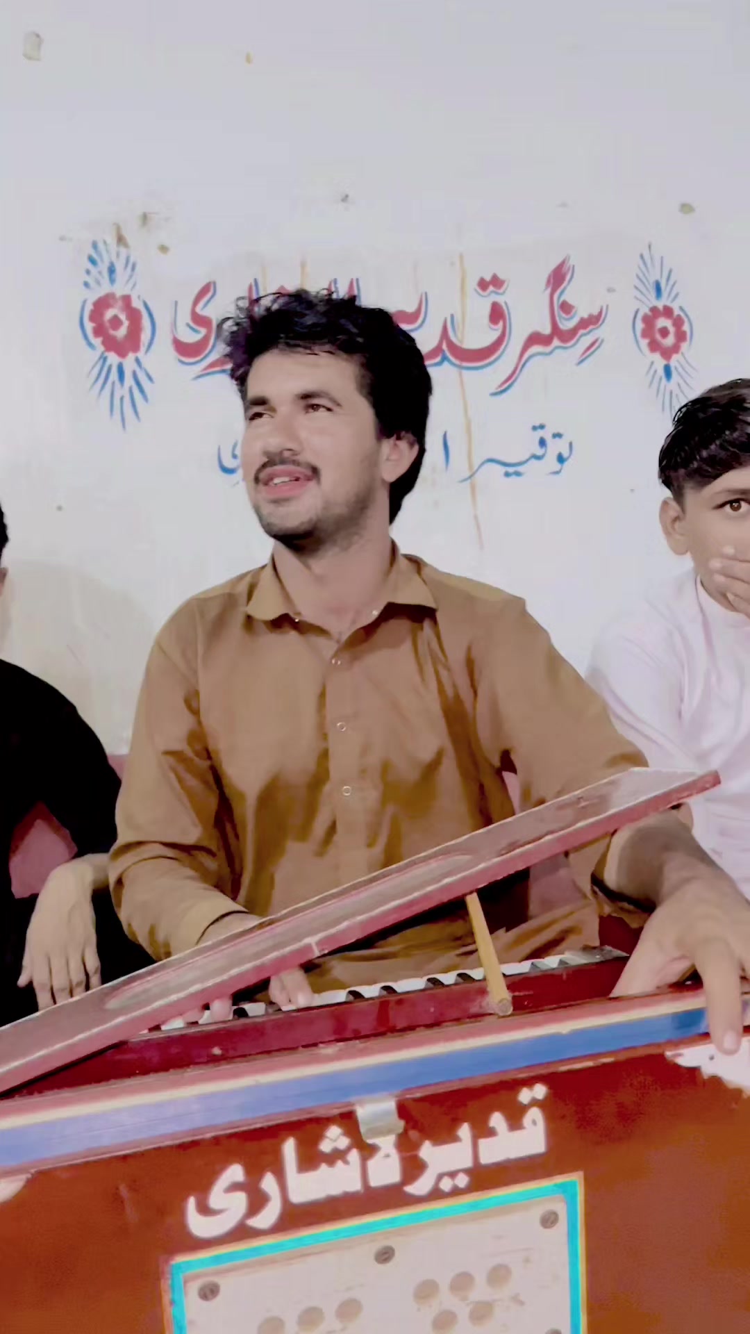 @𝐒𝐢𝐧𝐠𝐞𝐫𝑄𝑎𝑑𝑖𝑟𝐋ashari