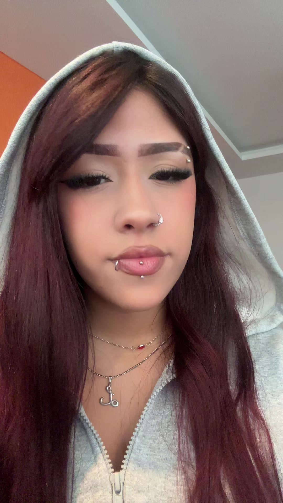 @𝑳ꨄ