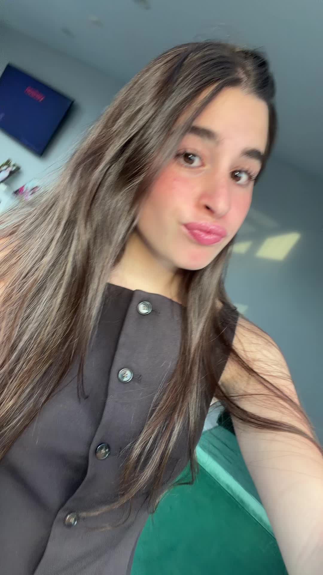 @Ilanaananananan