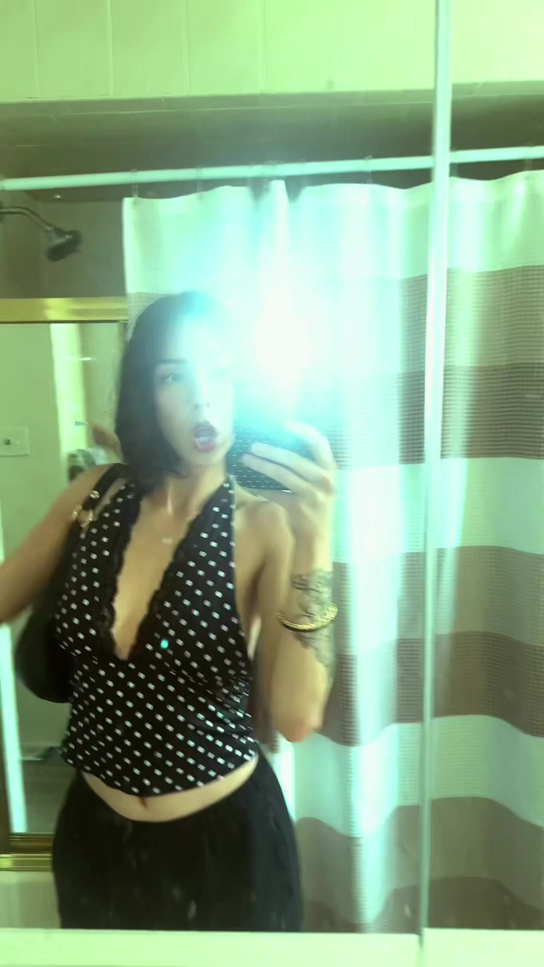 @<3