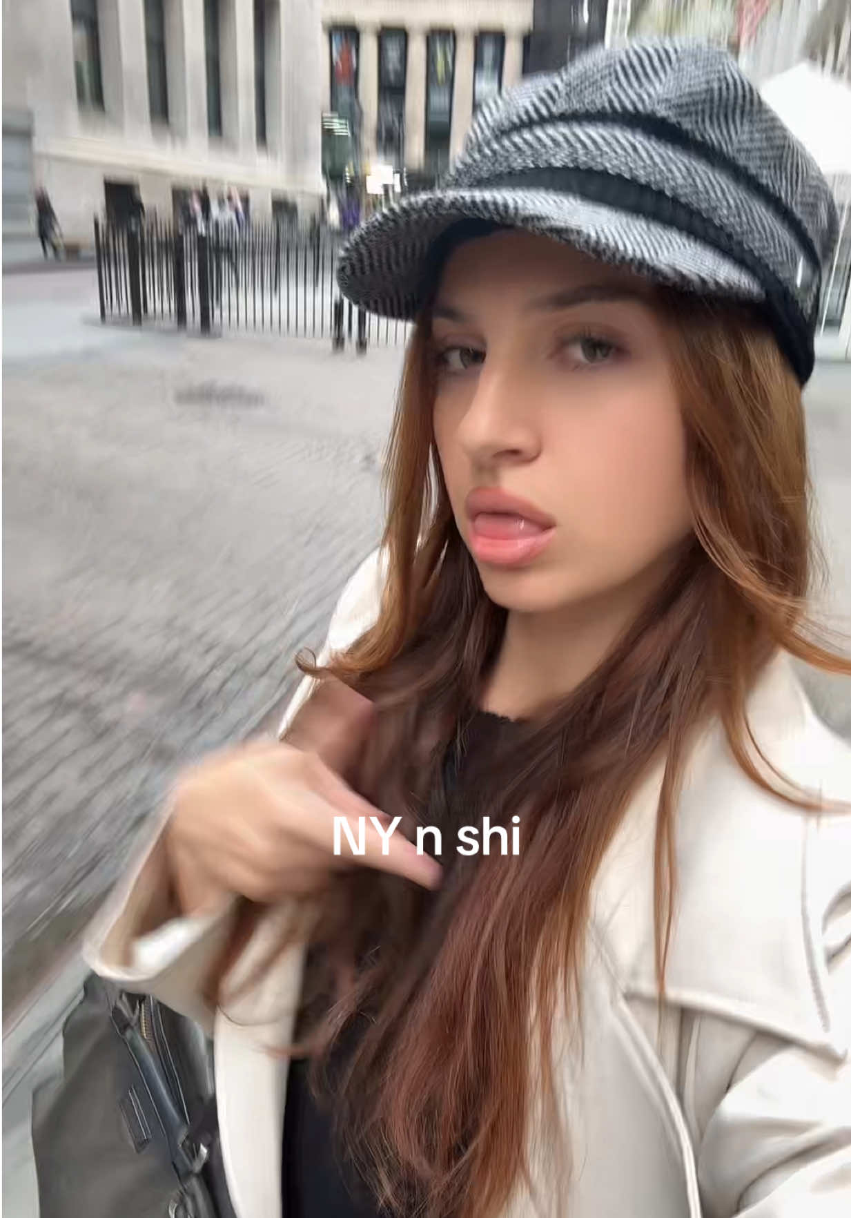 @supersexyandmysterysarah