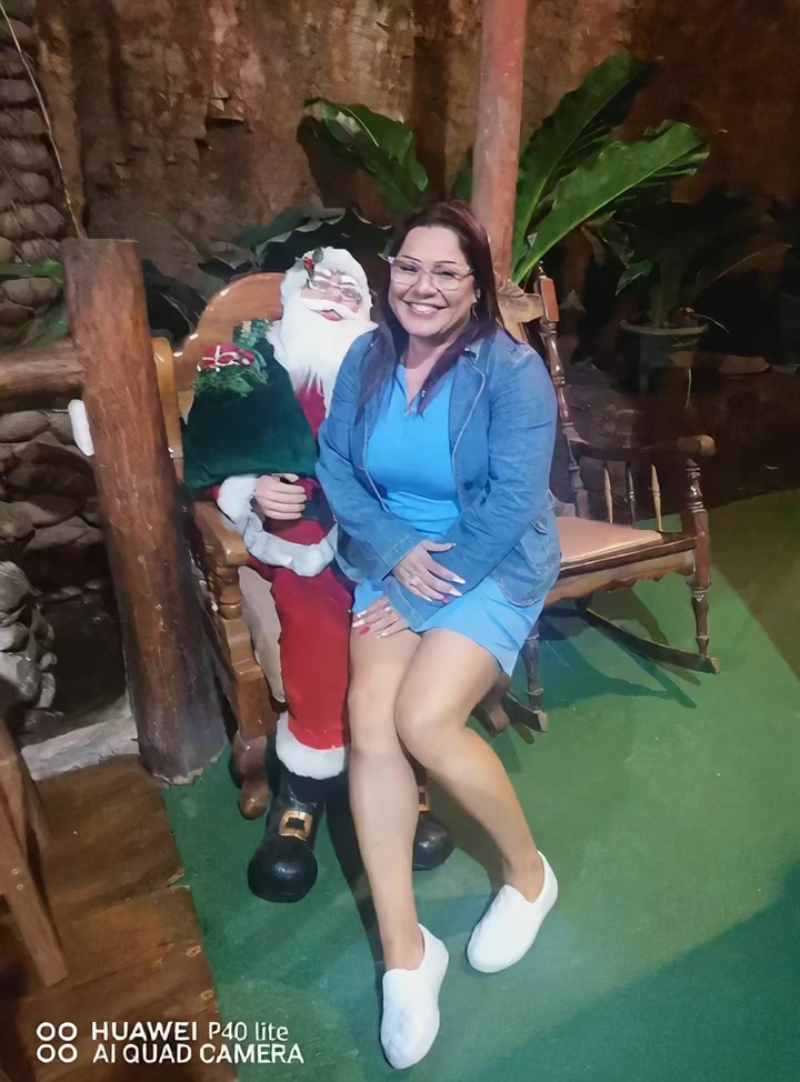 @Vanne&ensp;Guzm&aacute;n