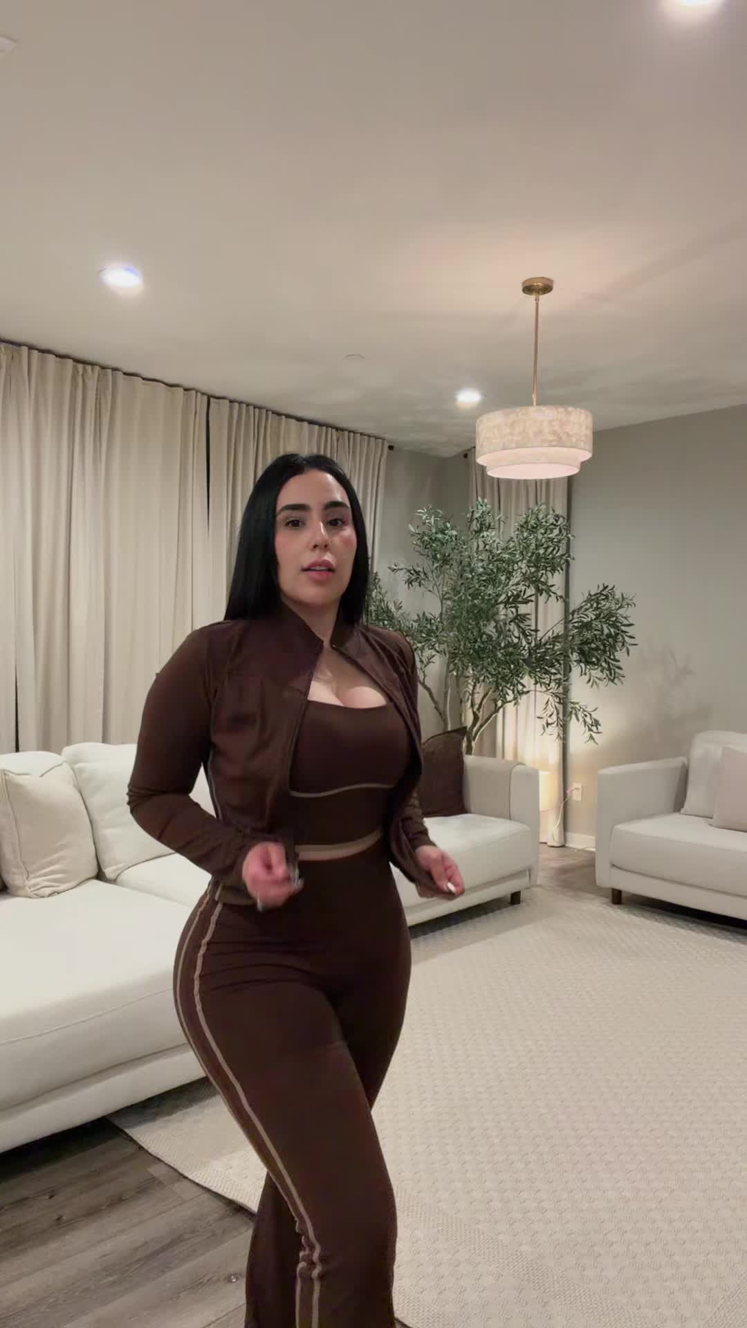 @stephaniereyex