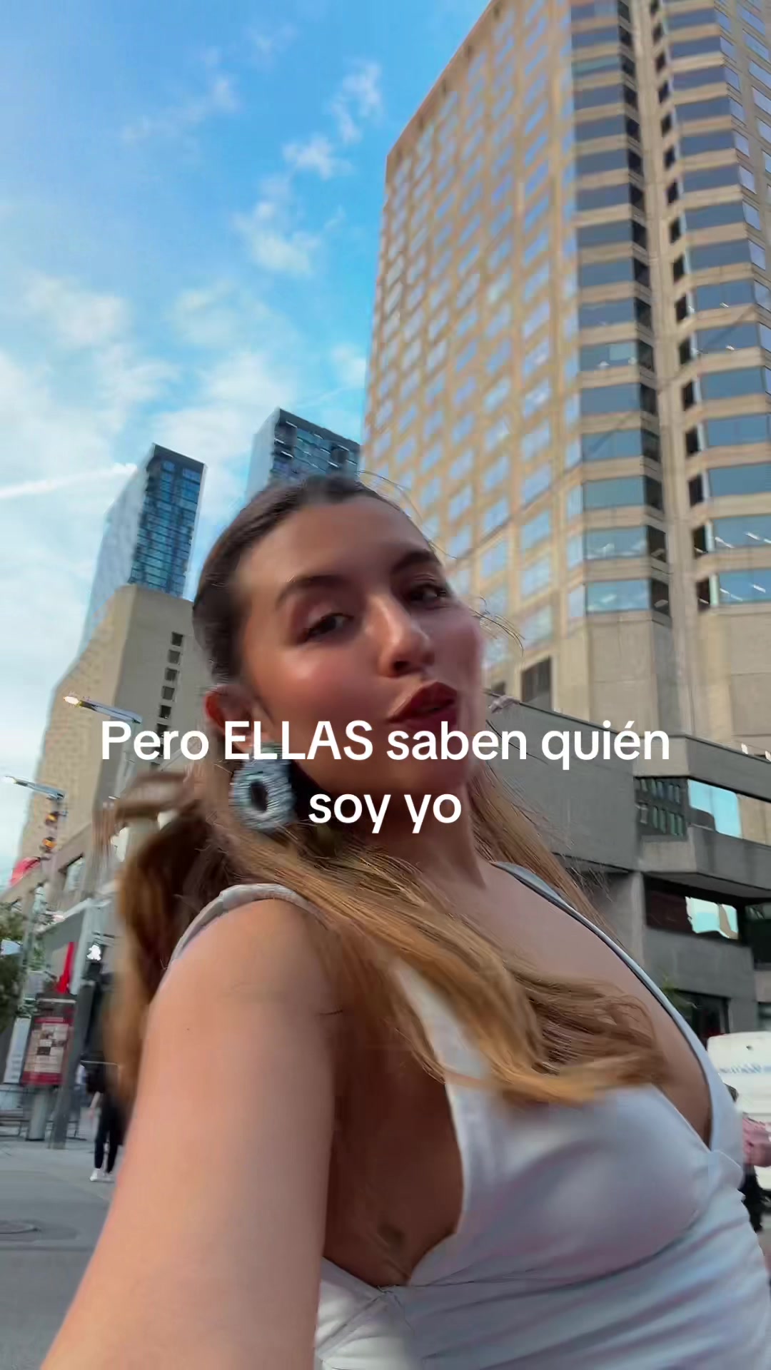 @Lola&ensp;Vargas⭐️