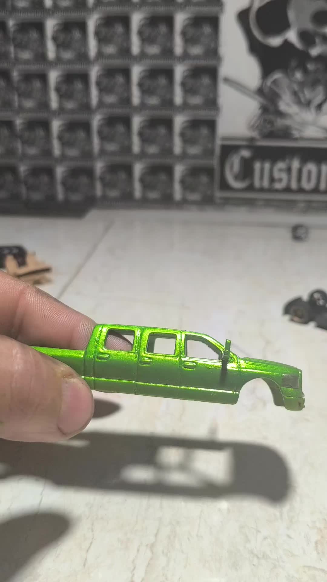 @custonsminis