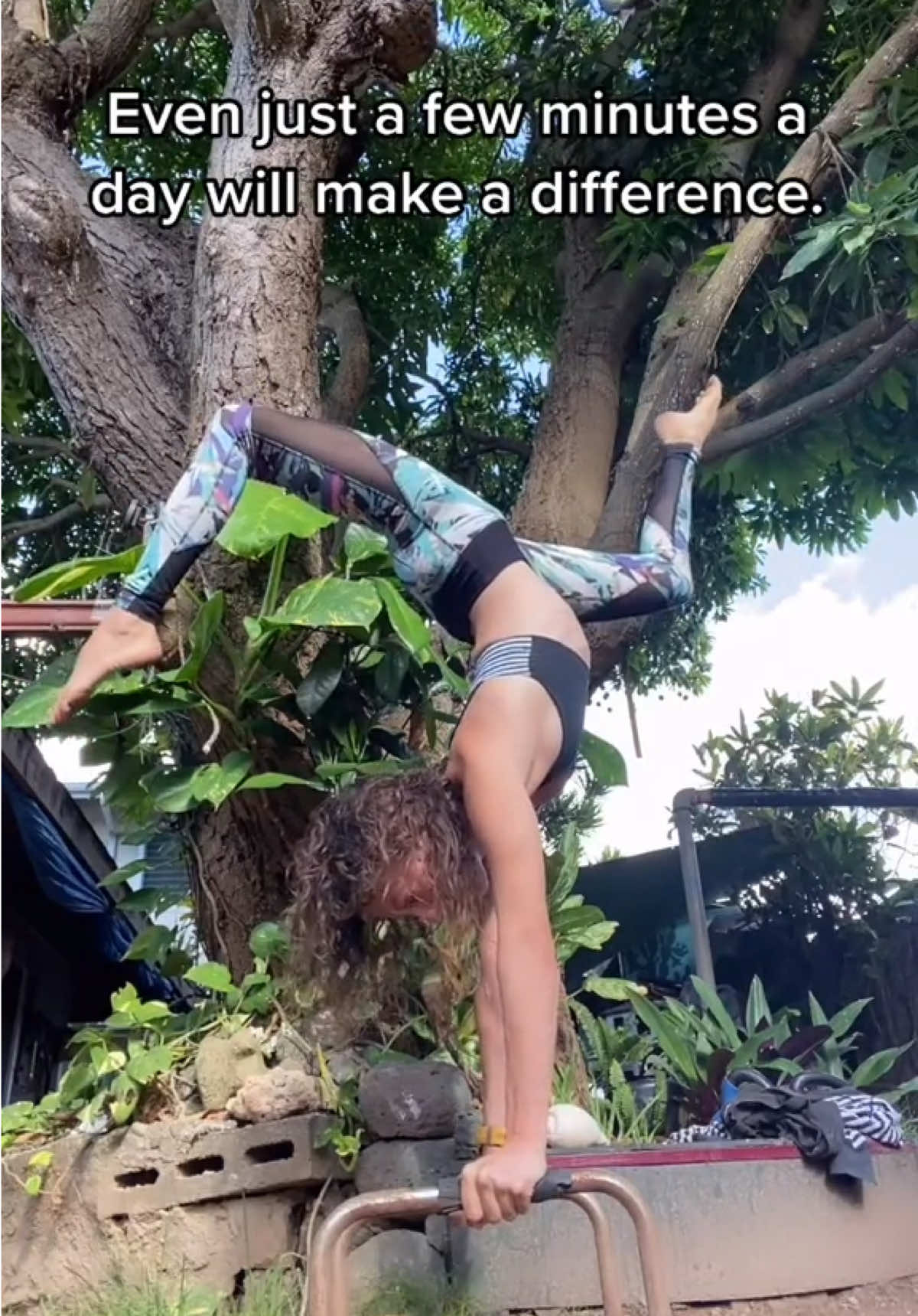 @Sarah Bublavy | Yoga + Fitness