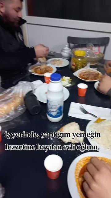 @HsynD.