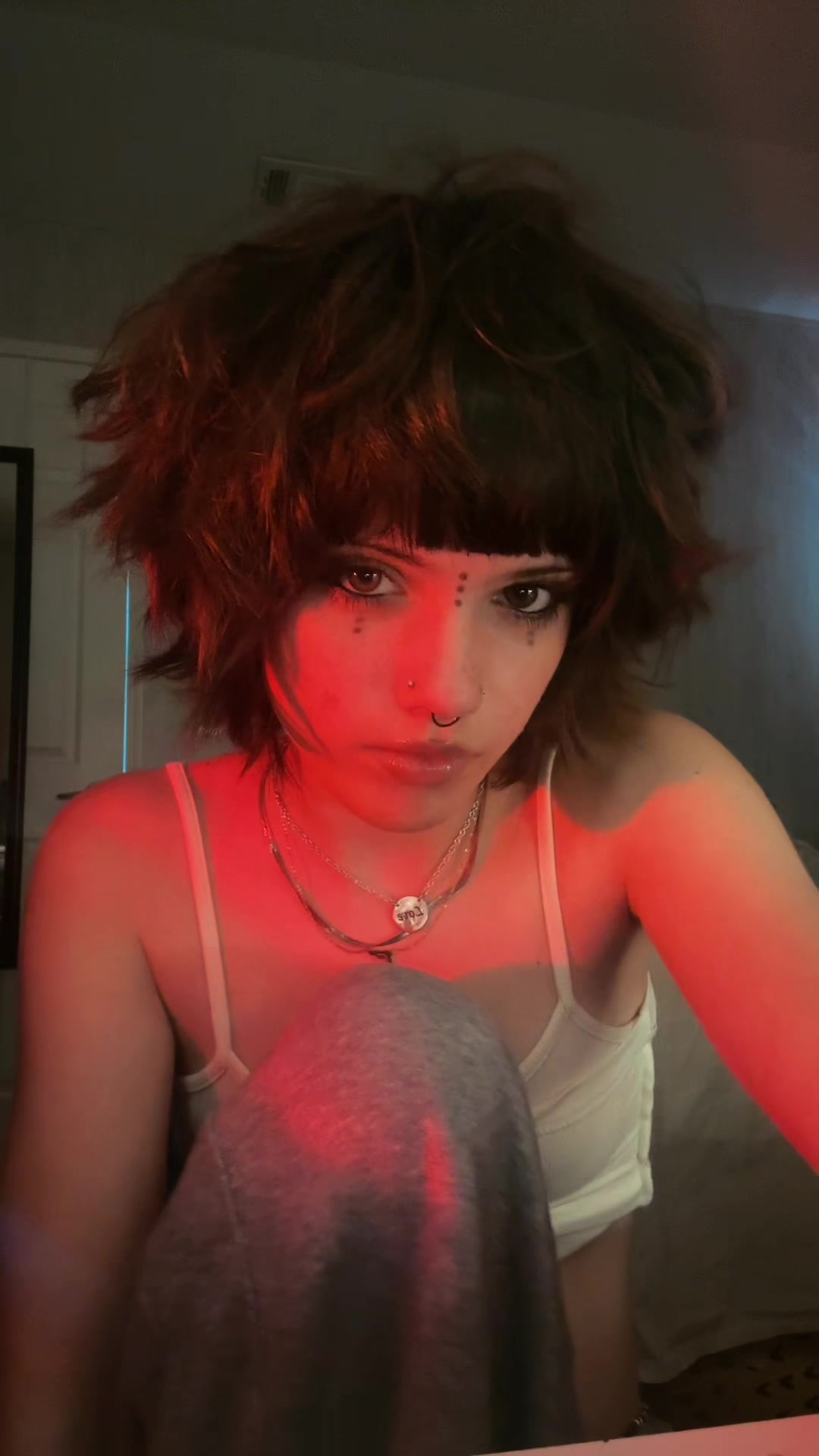 @llyla404