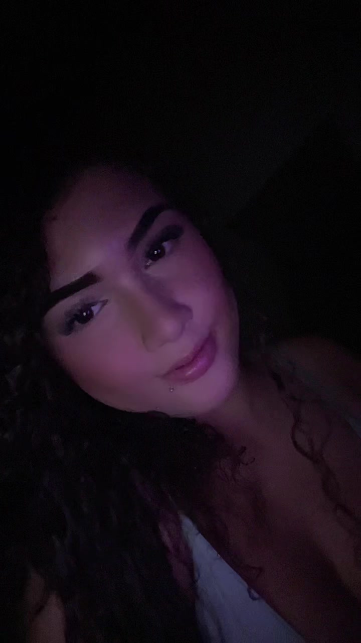 @𝙢𝙖𝙧𝙞𝙖𝙝 𝙙𝙚𝙨𝙨𝙖. 🎀