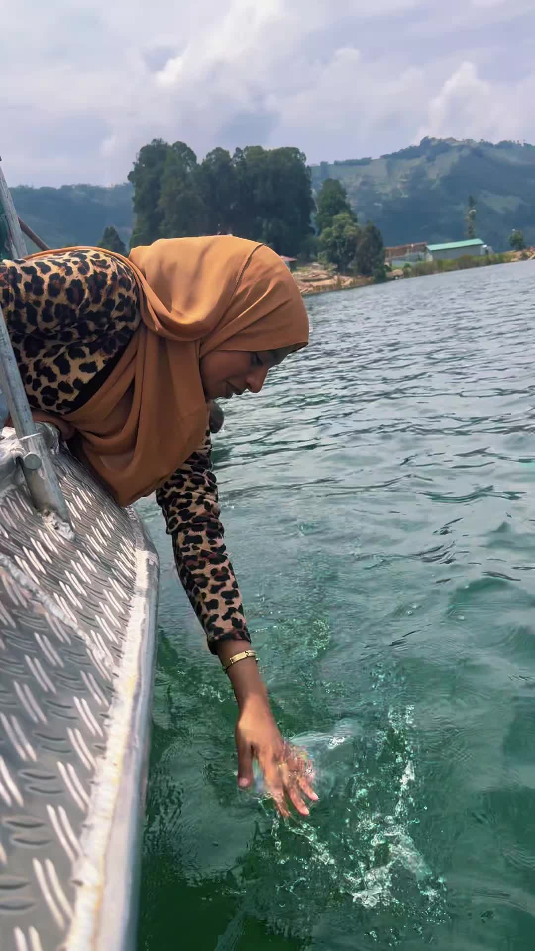 @Enjoy Travel