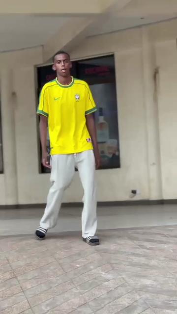 @Naanoow 🇸🇴+🆎