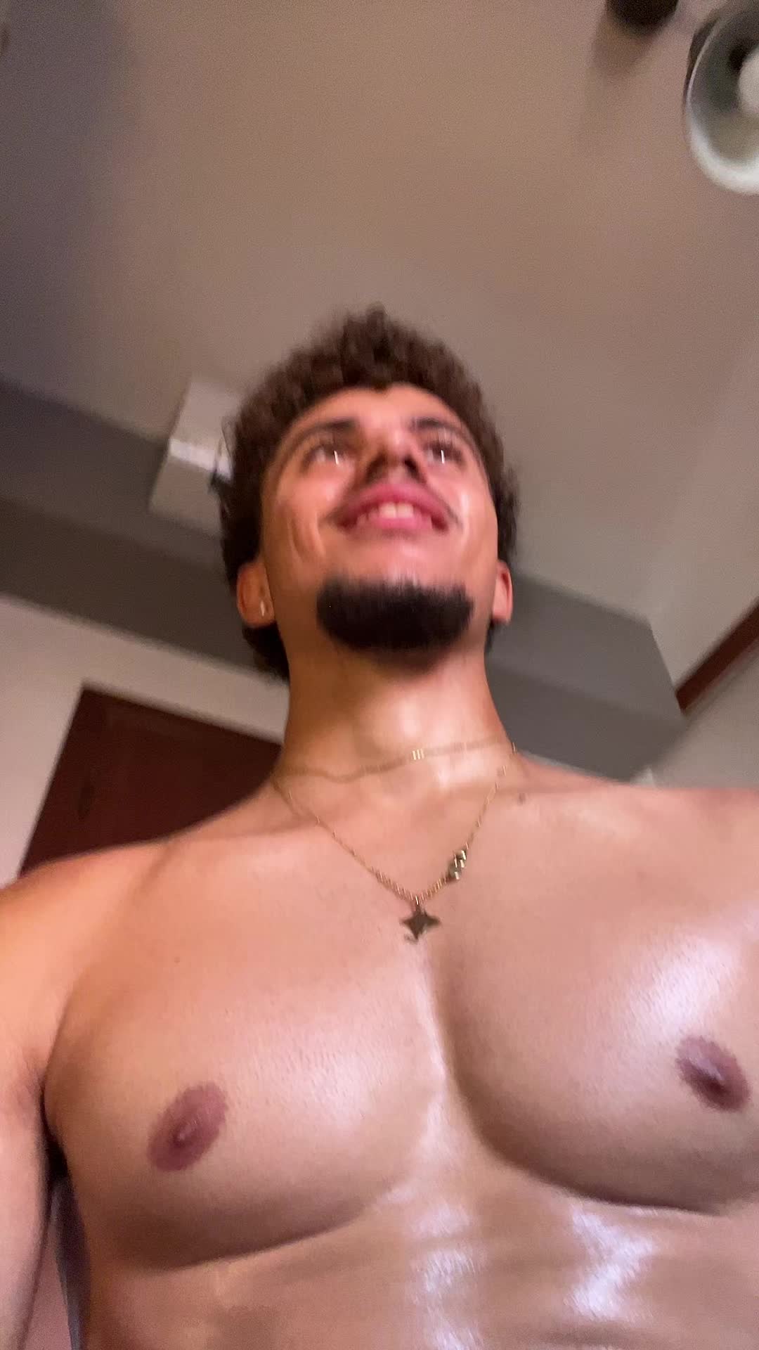 @𝕬𝖒𝖔𝖘 💫