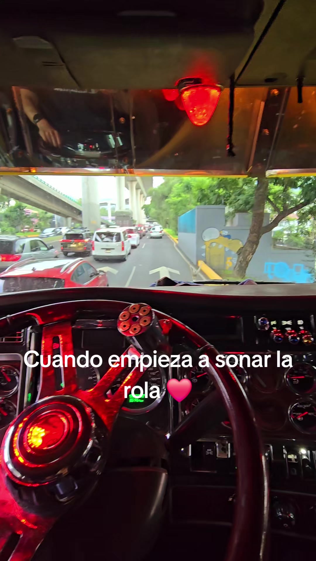 @ayrton_hdez