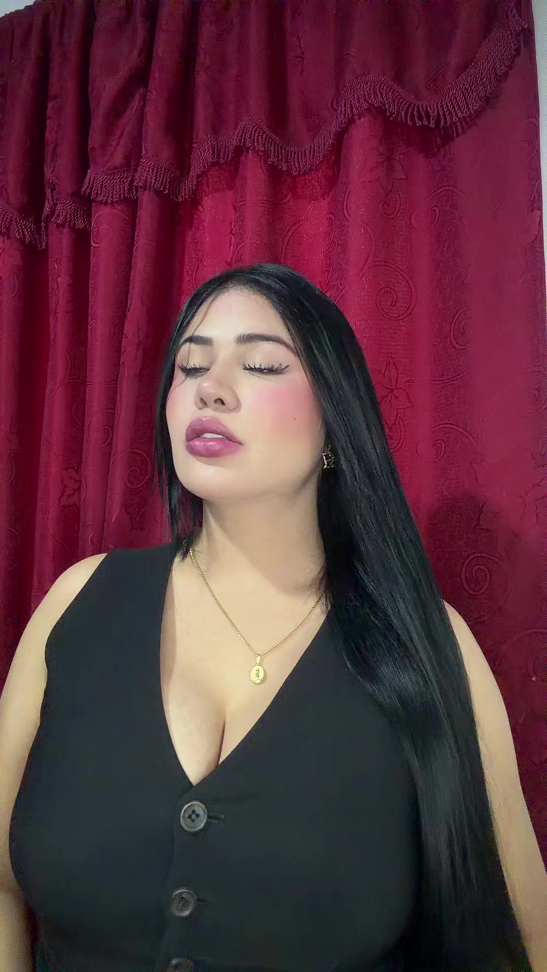 @Paola Saenz
