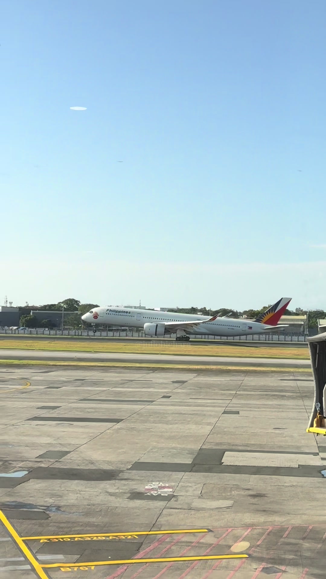 @julio ✈︎