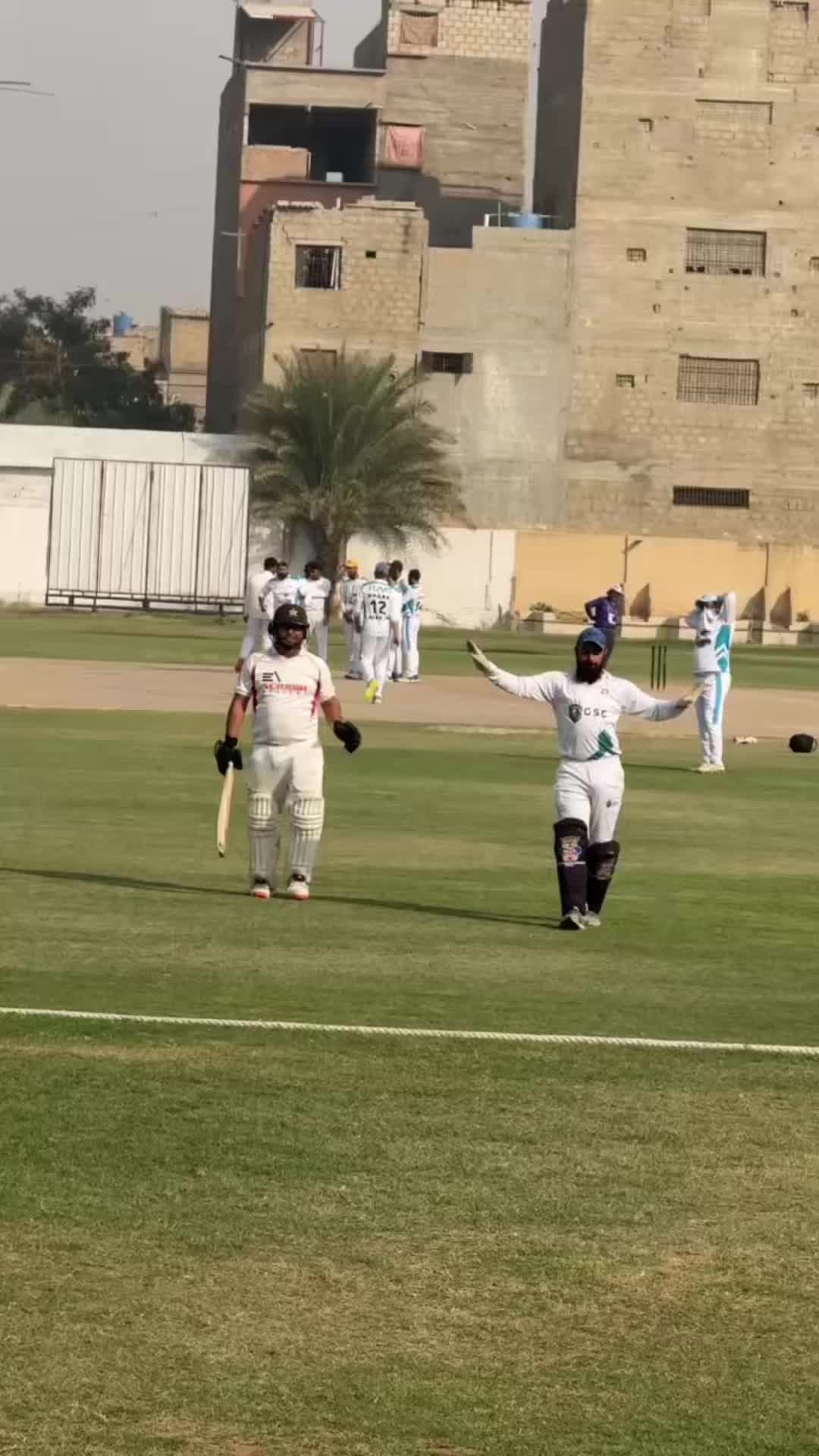 @Escribir Cricket Club